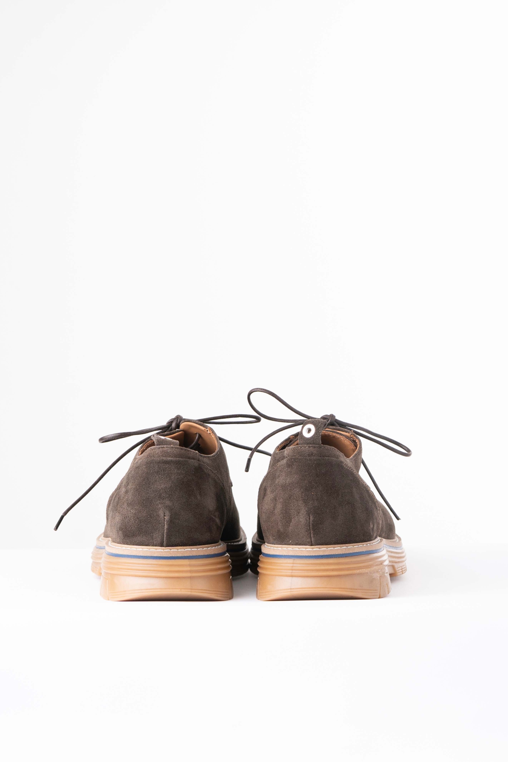 Herren-Derby-Schuhe mit Schnürung aus braunem Spaltleder UNOT110D3